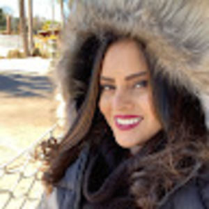 Meet your Posher, Stephanie giannoni